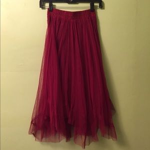 Flowy, mesh skirt